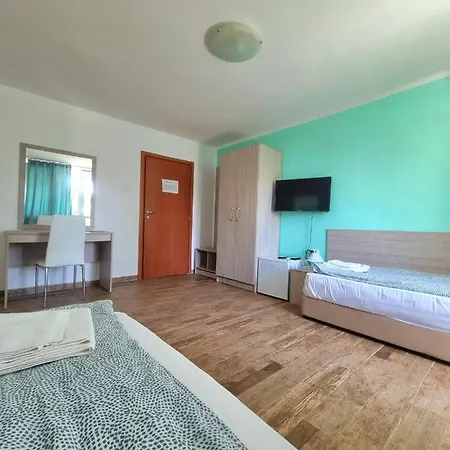 Char Hotel